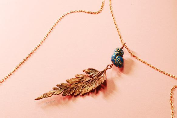 描金琉璃貓頭鷹蕨葉項鍊，紅銅手工真花飾品Real Fern Owl Copper Necklace  #LUNALUNA 第2張的照片