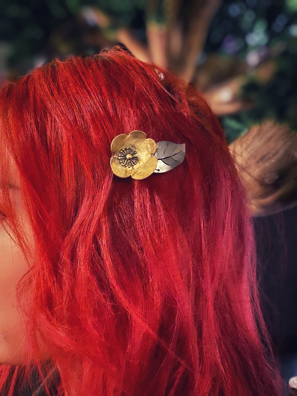 椿髮夾，花飾品，花形髮飾Handmade camellia hairclip flower jewel#LUNALUNA 第1張的照片