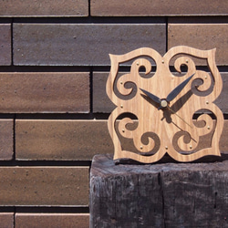 木の時計　アイヌシリキ-150ミリ　タモ 1枚目の画像