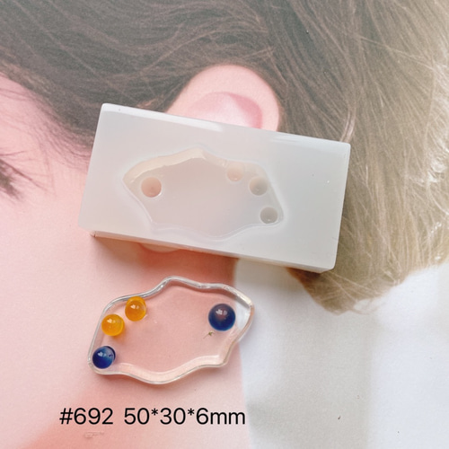 シリコンモールド #692 変形 樹脂・レジン TutuPiggyParts 通販