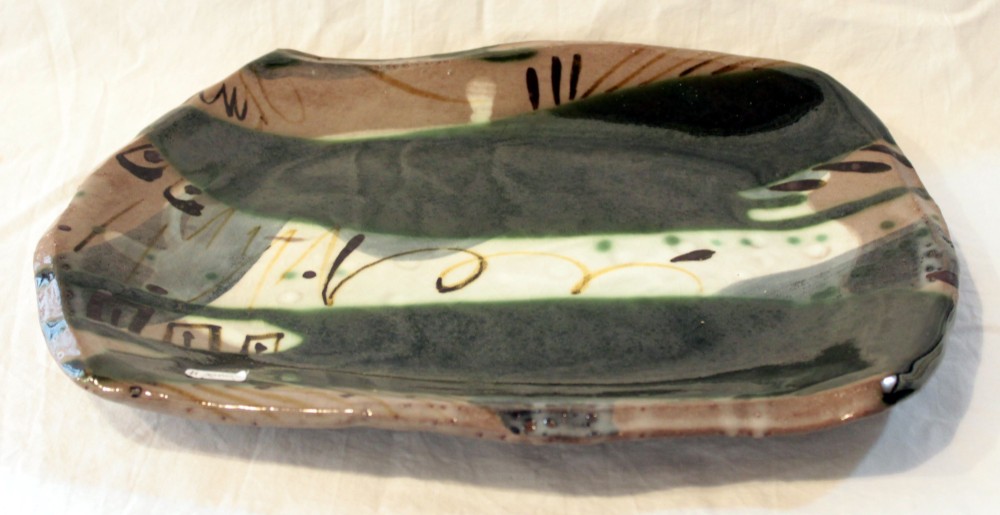 佐藤　洋子　作　たのしさや角皿 (s53-04)