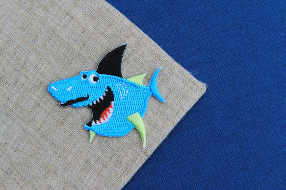 黑幫鯊魚自黏繡布貼-海洋系列 第2張的照片