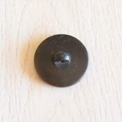 【Vintage】ブラック ＆クリアブラウン ビンテージボタン(2個) 3枚目の画像