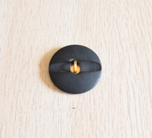 【France import】ブラック ラウンドボタン (2個) 3枚目の画像