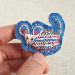 立体刺繍 ブローチ のおすすめ人気通販 検索結果｜Creema