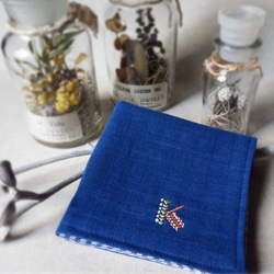手刺繍入り4重ガーゼハンカチ「紫陽花ブルー」[受注制作] ハンカチ