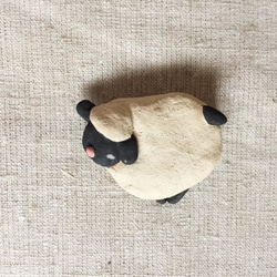 陶瓷動物襟針 -  黑面羊 第1張的照片
