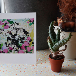 ロンドン4アートポストカードへのダフネHCシェン - ベールベール植物の花は、幾何学的なアーティスト紅葉します 1枚目の画像