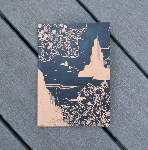 ダフネHCシェンロンドン日本のクラフトは、森林の文学部門手描きの抽象的な宇宙植物のアーティストブックを岩 1枚目の画像