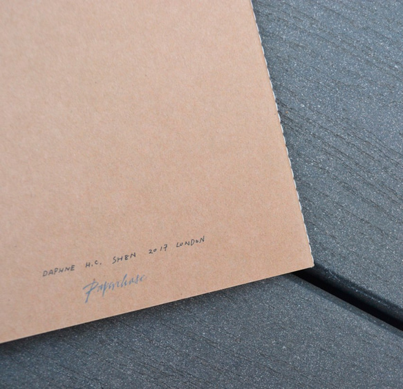 ダフネHCシェンロンドン日本のクラフトは、森林の文学部門手描きの抽象的な宇宙植物のアーティストブックを岩 4枚目の画像