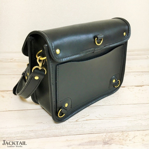 2wayショルダーバッグ／コンパクト 革バッグ オイルレザー（黒