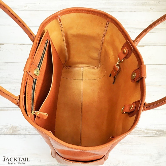 トートバッグ / シンプルなデザインの革バッグ　イタリアンオイルレザー（ウイスキー） ZY2454339655(18700円)