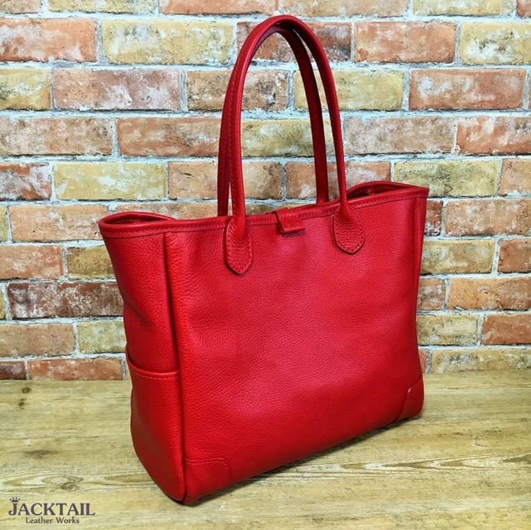 トートバッグ／シンプルなデザインの革バッグ　イタリアンオイルレザー（マルボロ）