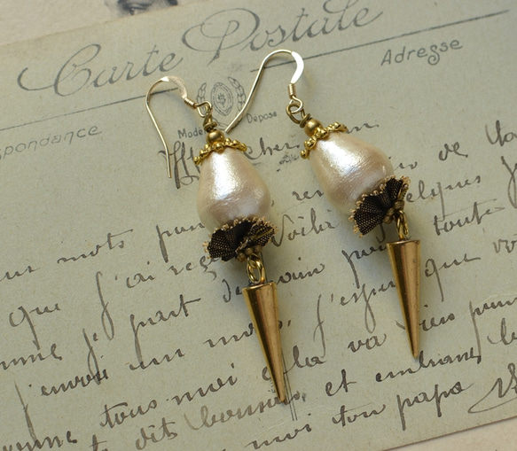 ＜Cotton　Pearl　Earrings ＞ 2枚目の画像