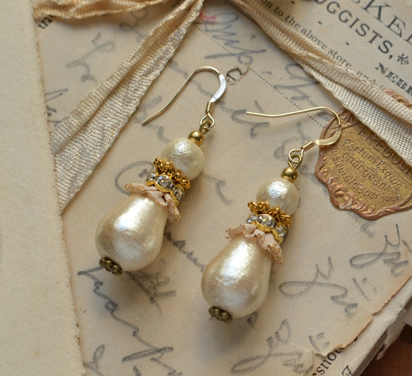 ＜Cotton　Pearl　Earrings ＞ 2枚目の画像