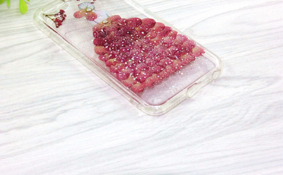 iPhoneX iPhone8/7/6S/5/SE/Plus 押し花 ケース 多機種対応 スマホケース 2枚目の画像