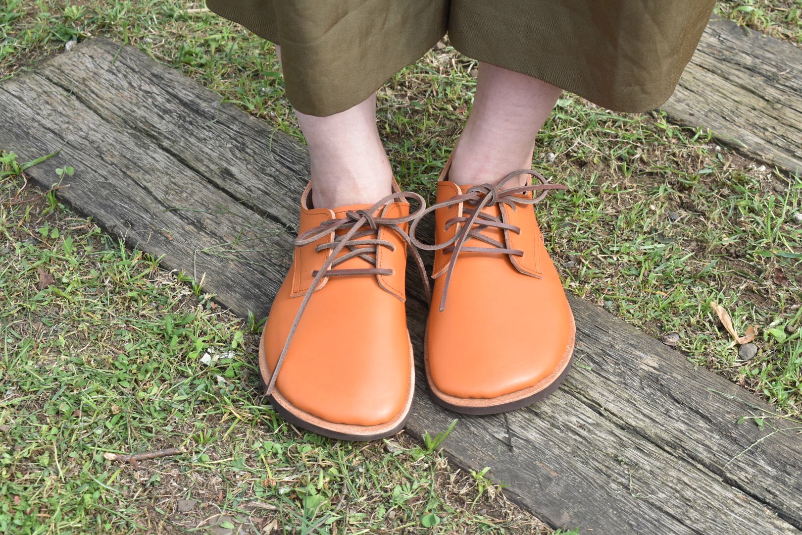 踏んでもカカトを入れても快適なふくろ縫い革靴　(25. 26. 27. 28センチ よりお選び下さい)