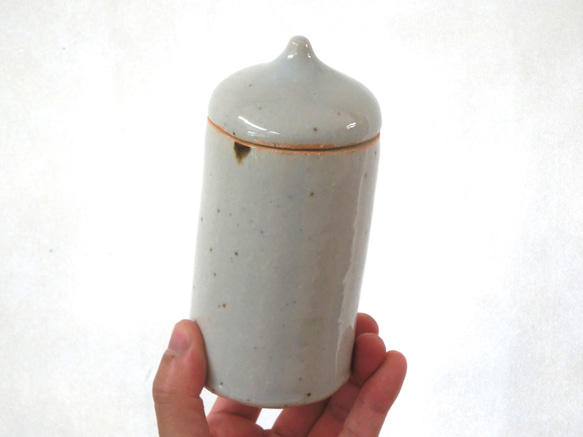 謎のフタもの（陶器）　白B 3枚目の画像