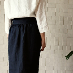 リネン　シンプルタイトスカート　ネイビー 6枚目の画像