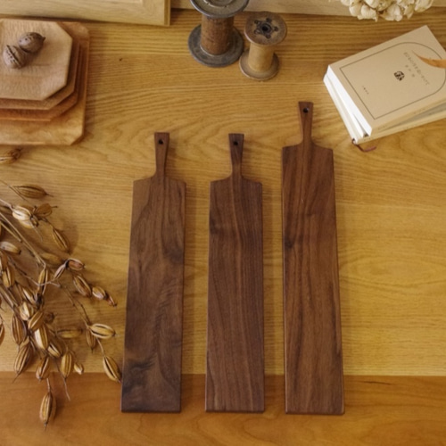 ブラックウォールナット　カッティングボード ブラックウォルナットのカッティングボード ラウンド