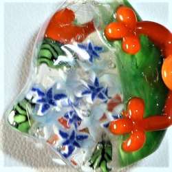 ゲコゲコ踏ん張り蛙、紫陽花（ガラス、とんぼ玉、一点物、ペンダント） 12枚目の画像