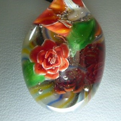 バラ、一輪NO.1(ガラス、ペンダント、花） 6枚目の画像