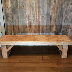 ヘリンボーン柄のテーブル・ベンチセット　【受注生産】 7枚目の画像