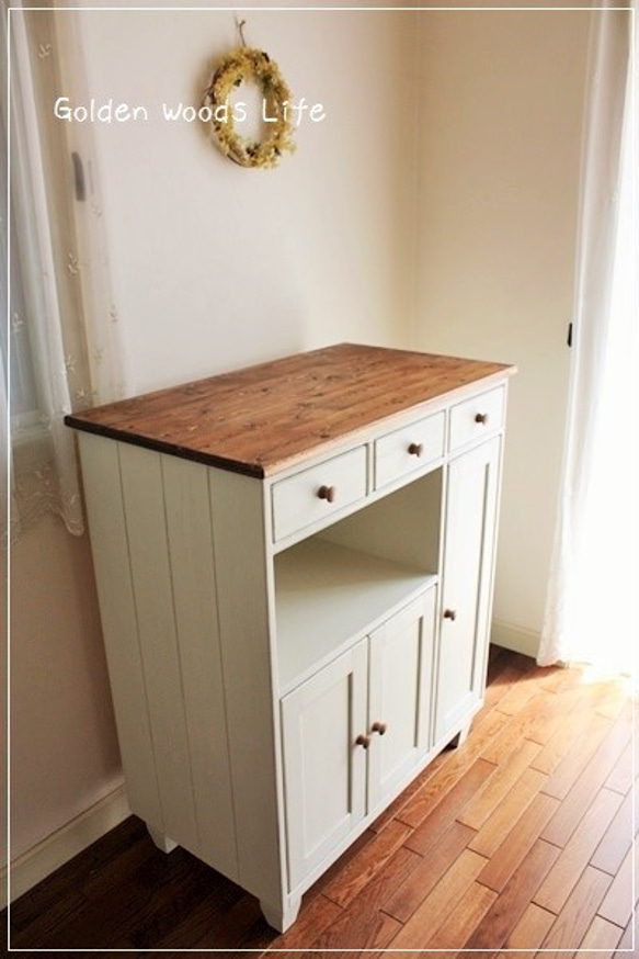 ナチュラルシャビーなプリンター収納キャビネット（脚付き） また ブラウン 最大 割れ ソリ ひび