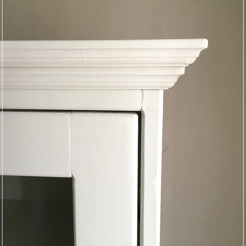 ホワイトシャビーな食器棚(カップボード) チェスト・キャビネット 木工