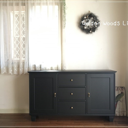 ブラックキャビネット(サイドボード)脚あり チェスト・キャビネット