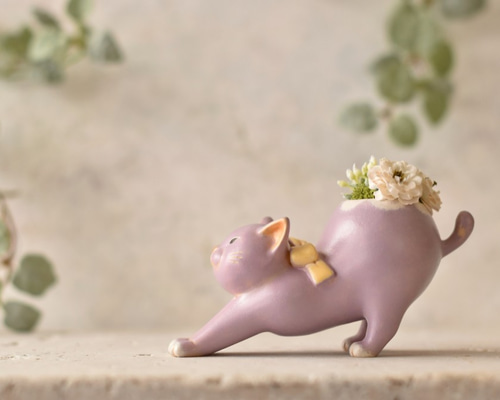 にゃんこが伸び～(リボン) Light Purple 一輪挿し・花瓶・花器 Echidna