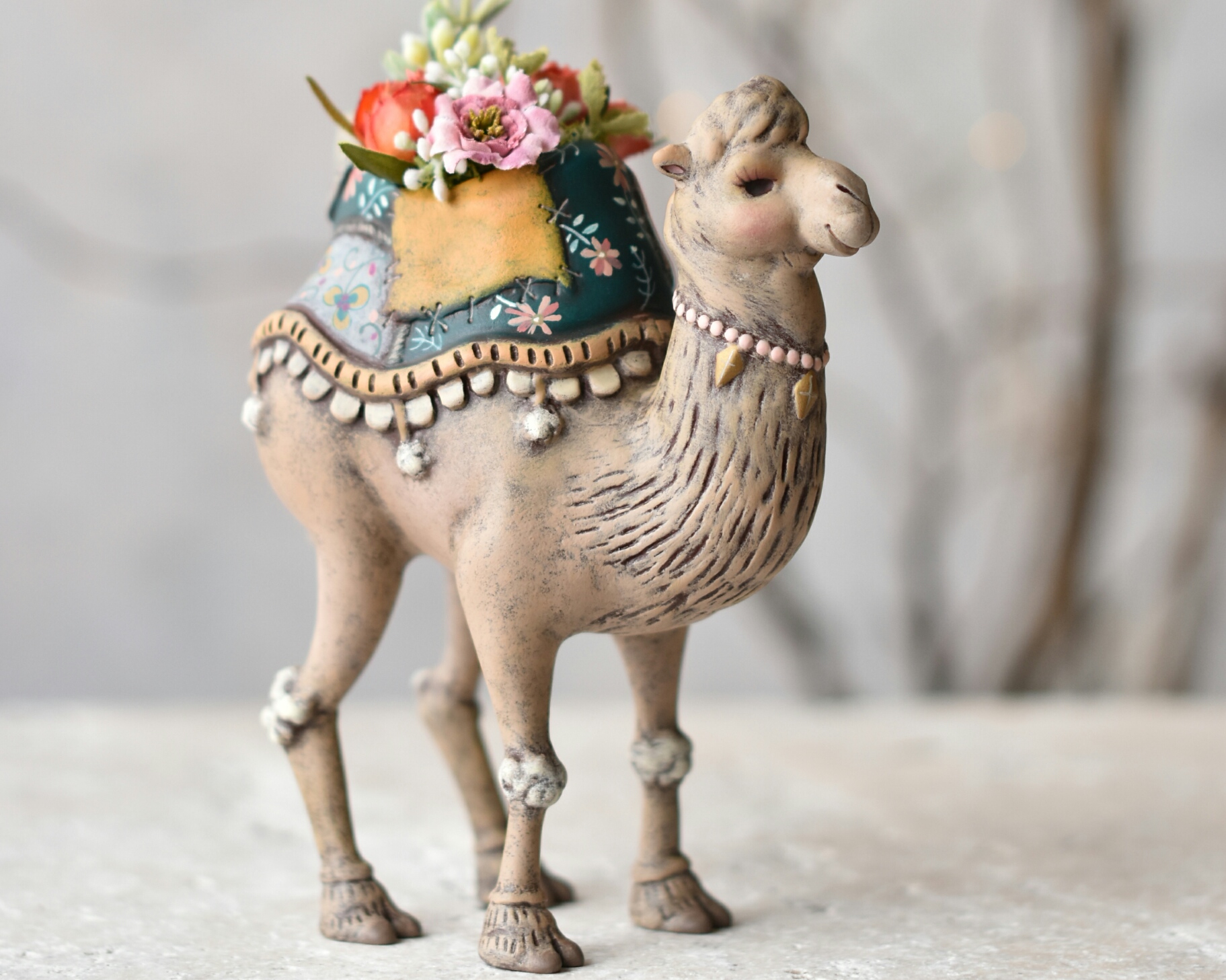 入手不可能！ラクダ皮で作ったラクダ人形 ハンドメイド 希少品 入手不可能！ラクダ皮で作ったラクダ人形 ハンドメイド 希少品