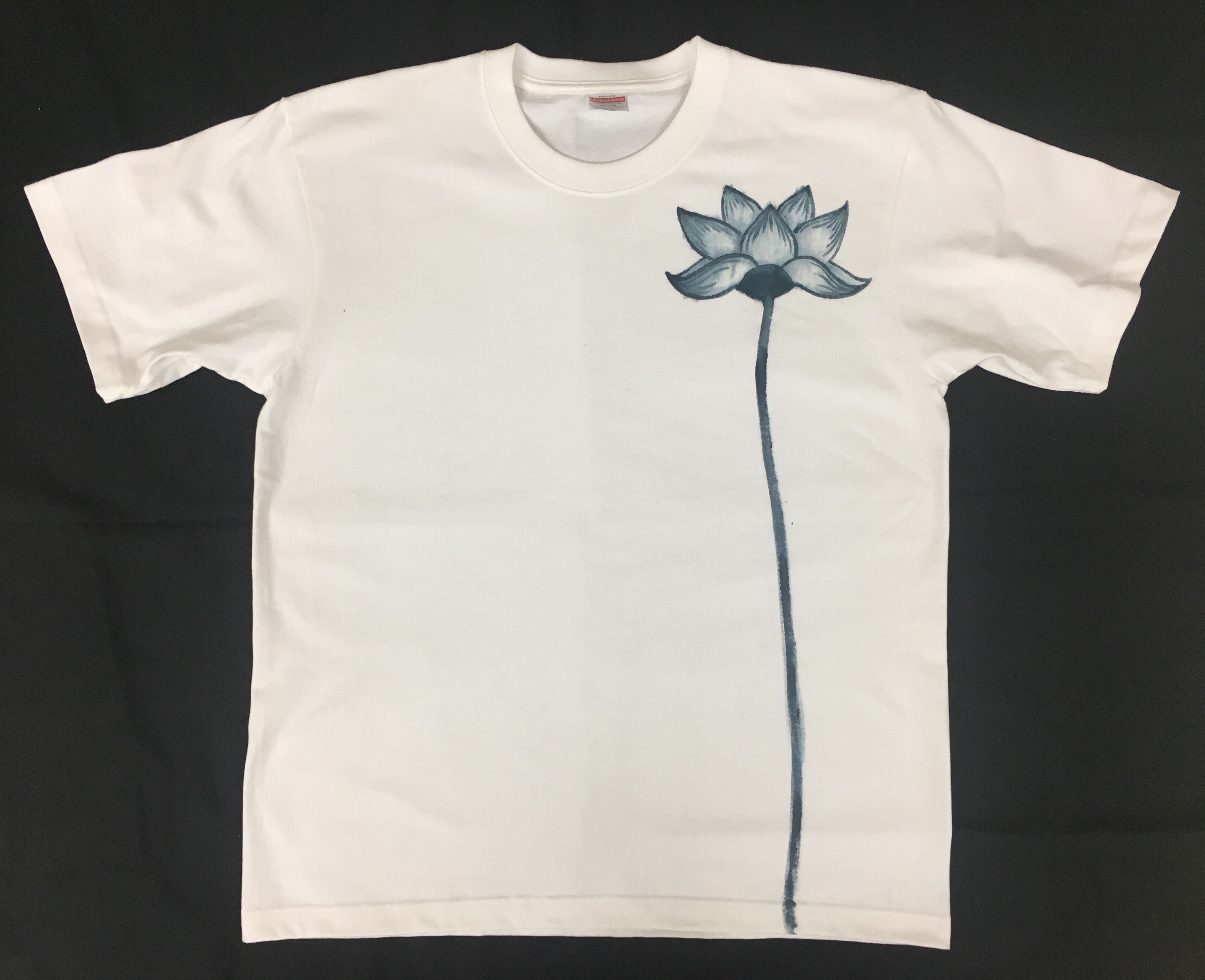 手描き　蓮（白）