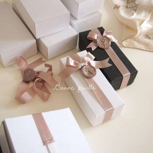 wrappingオプション】メモスタンド・箱付きラッピング その他素材 Bon