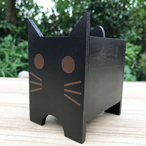 ネコの小物入れ　猫雑貨　ギリネコ　カラークロ 1枚目の画像