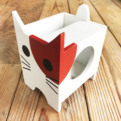 ネコのスマホスタンドスピーカー　ギリネコ　猫雑貨　カラーブチ 2枚目の画像