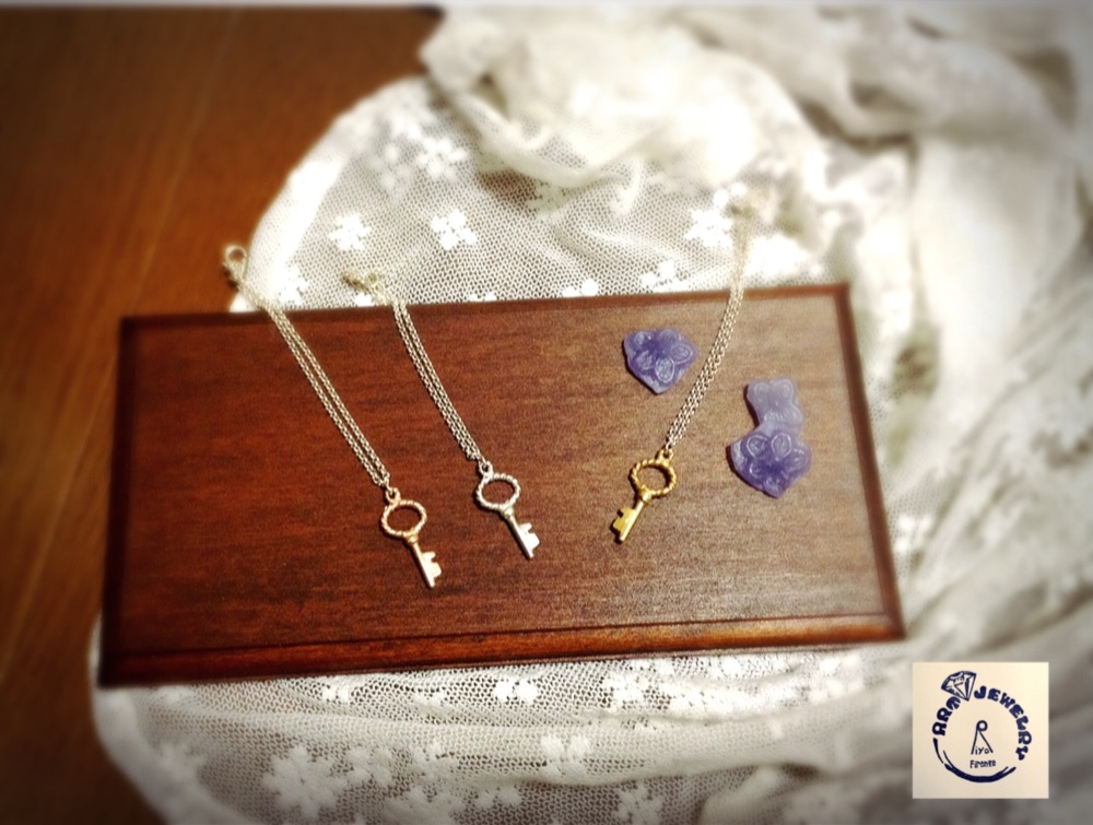 キーブレスレット