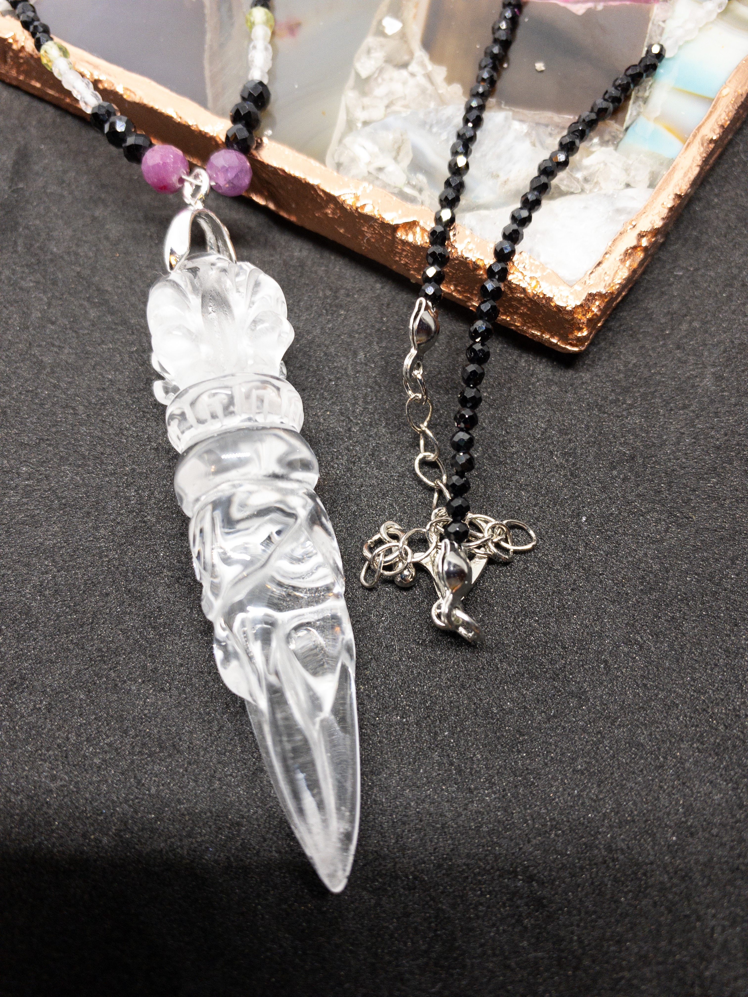 チベット密教法具 プルパ水晶彫り 天然石ネックレス ネックレス 