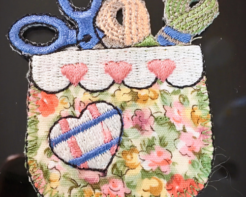 0_973725fb76a7bad95fa85f88a8a4