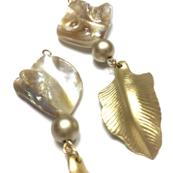 2pcs★shell&baked gold leaf（ベイクドカラー シェル&リーフチャーム） 2枚目の画像