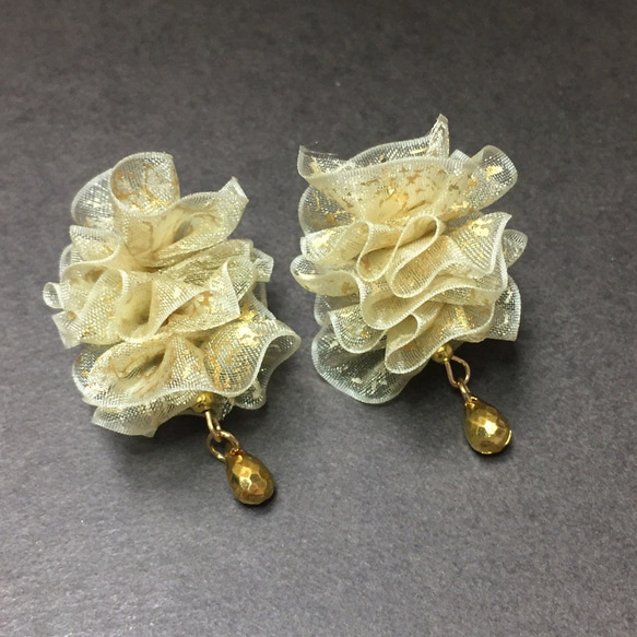 4pcs★gold tulle frill ・champagne（シャンパンカラー フリルチャーム） 4枚目の画像