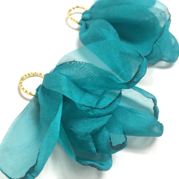 ２pcs★chiffon petal tassel・emerald（ シフォンタッセルチャーム） 6枚目の画像