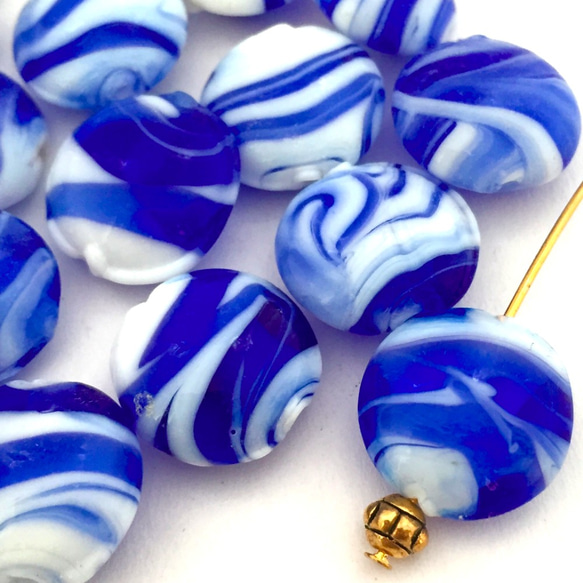 Latte Marble Blue☆ Glass beads・8コ 2枚目の画像
