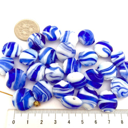 Latte Marble Blue☆ Glass beads・8コ 3枚目の画像