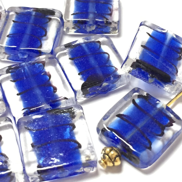 SQUARE BLUE☆glass beads・10コ 2枚目の画像