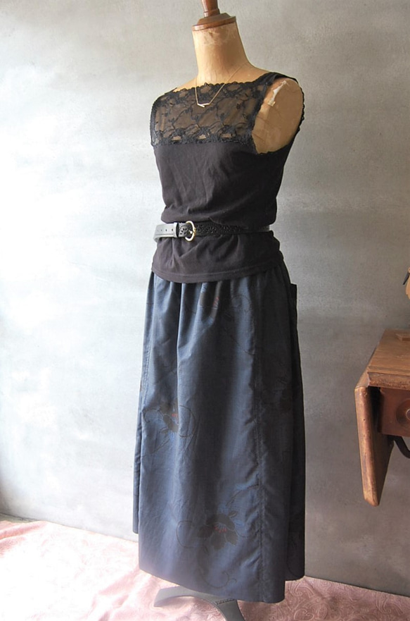 泥藍大島　クレマチスのギャザースカート　着物リメイク 9枚目の画像