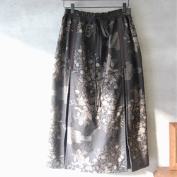 大島紬　花束のタックギャザースカート　着物リメイク 3枚目の画像