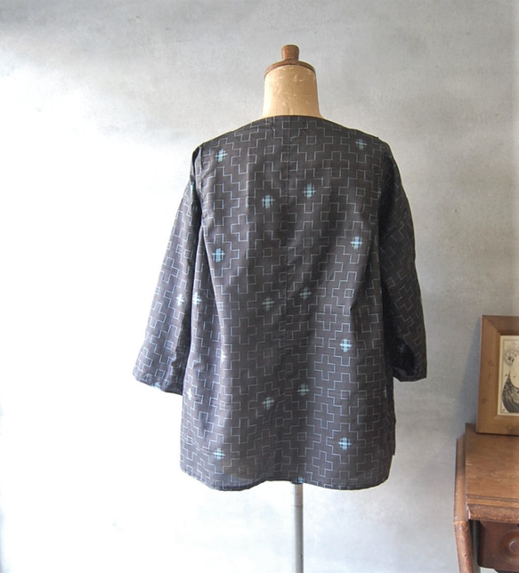 大島紬　十字柄のチュニック　着物リメイク 7枚目の画像