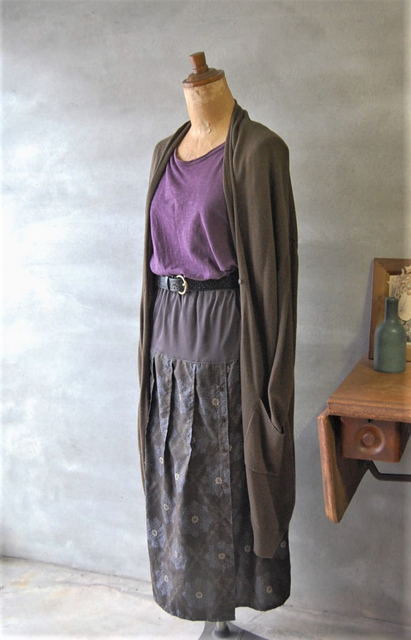 大島紬　華紋柄のボタン開きスカート　着物リメイク 14枚目の画像
