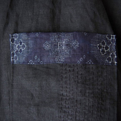 藍染襟の麻シャツ　着物リメイク 3枚目の画像